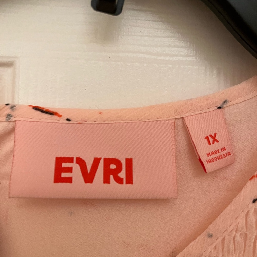 Ladies blouse - Picture 6 of 9